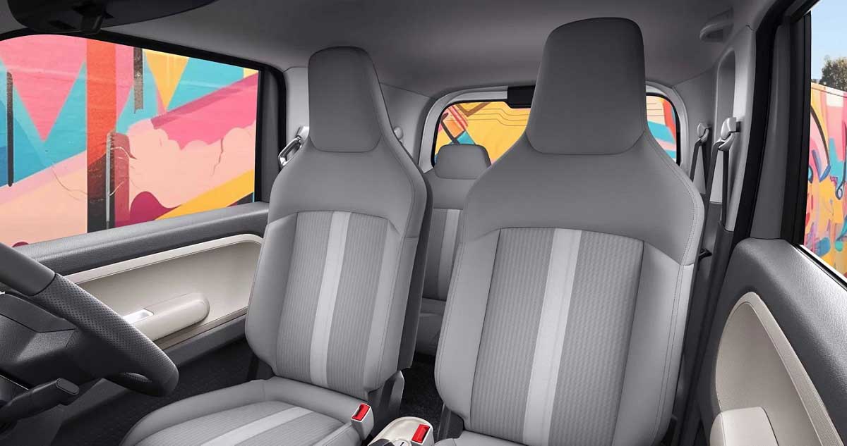 MG Comet Seating Capacity: How many passengers fit comfortably in MG Comet EV?