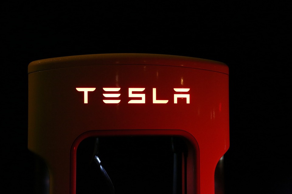 Elon’s Tesla exploring locations in India, Ready to invest $3 billion for EV Factory