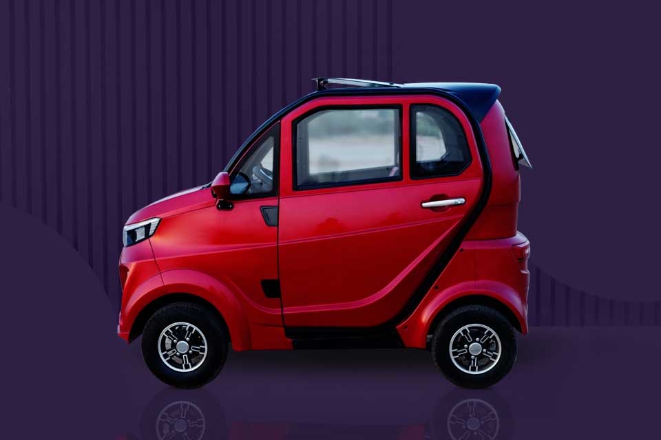 know about Yakuza Karishma Electric Car specs, price, range and color